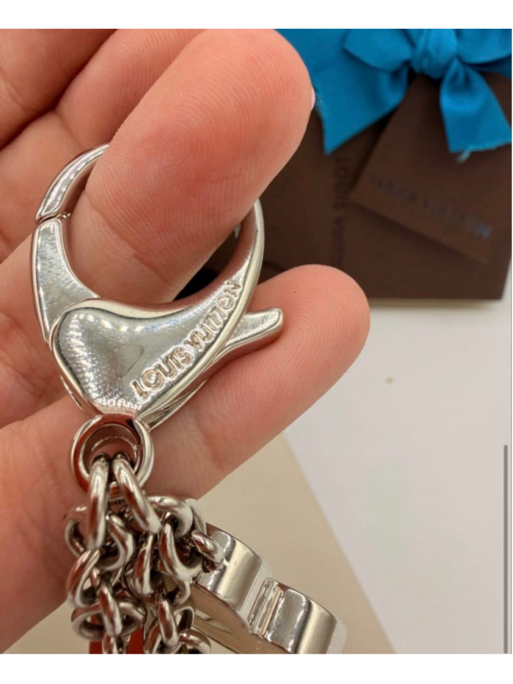 Louis Vuitton Bagcharm - Picture 5 of 5